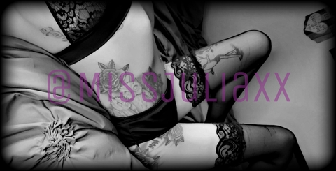 missjuliaxx OnlyFans Leaked 

 picture 2