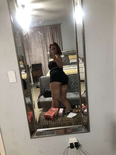 Download misskimberly1977 OnlyFans content for free 

 picture 2