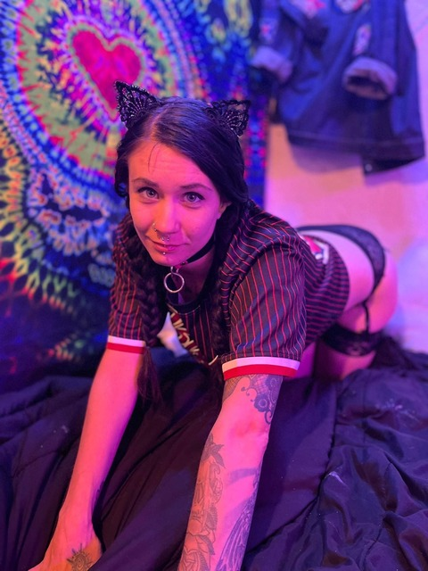 View misskittymarie OnlyFans content for free 

 picture 2