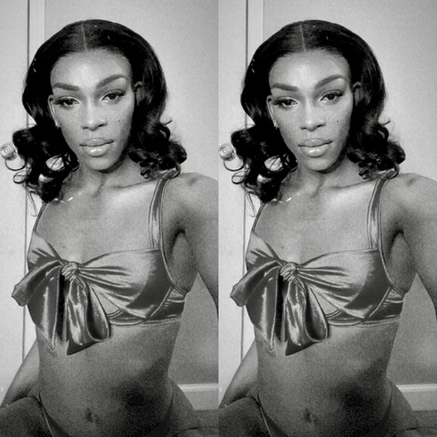 View misslalarose (Miss Rose 🌹) OnlyFans 50 Photos and 115 Videos gallery 

 picture 2