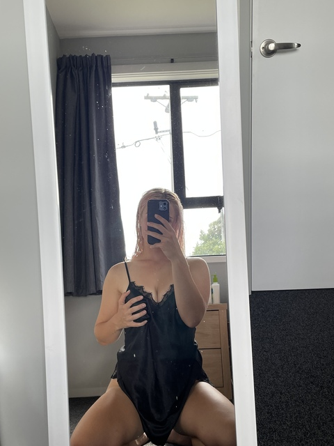 @misslexieg leaks Onlyfans gallery free 

 picture 2