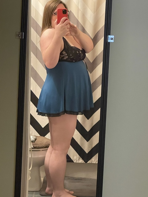 View Miss Linz (misslinz2) OnlyFans 28 Photos and 0 Videos leaked 

 picture 2