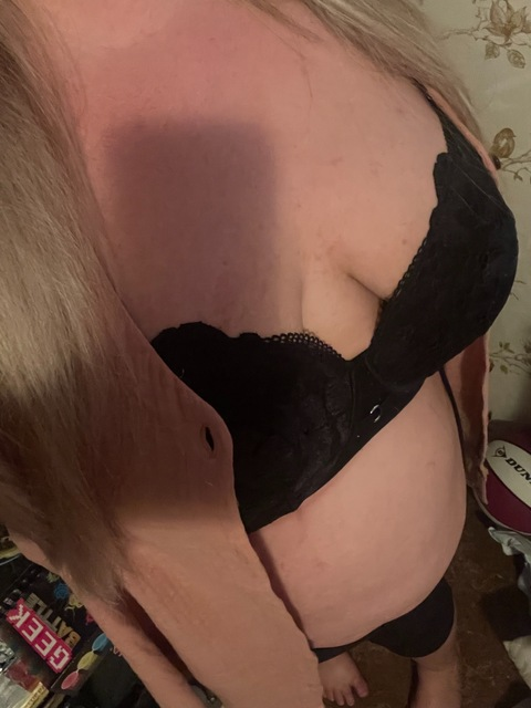 View Lola 🔥 DM ME (misslola_x) OnlyFans 56 Photos and 4 Videos leaks 

 picture 2