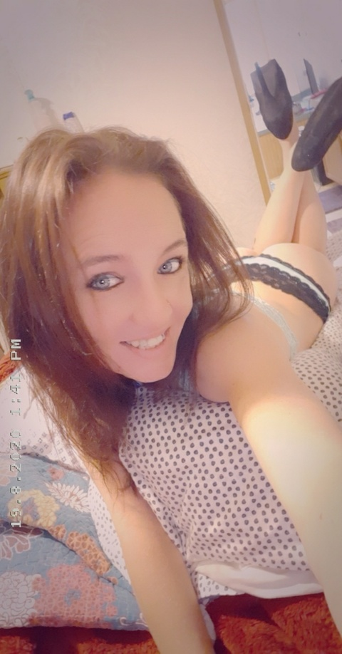 missmedlock90 (Katie Davis) OnlyFans Leaked Content 

 picture 2