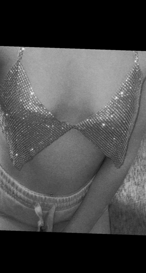 missmiaaa63 (Miss Mia) free OnlyFans Leaked Videos and Pictures 

 picture 2