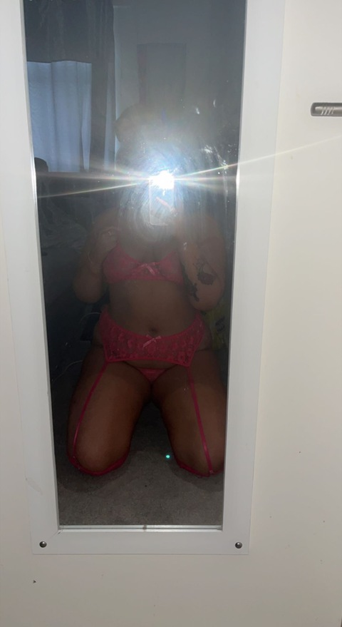 missmiacarroll OnlyFans Leaked 

 picture 2