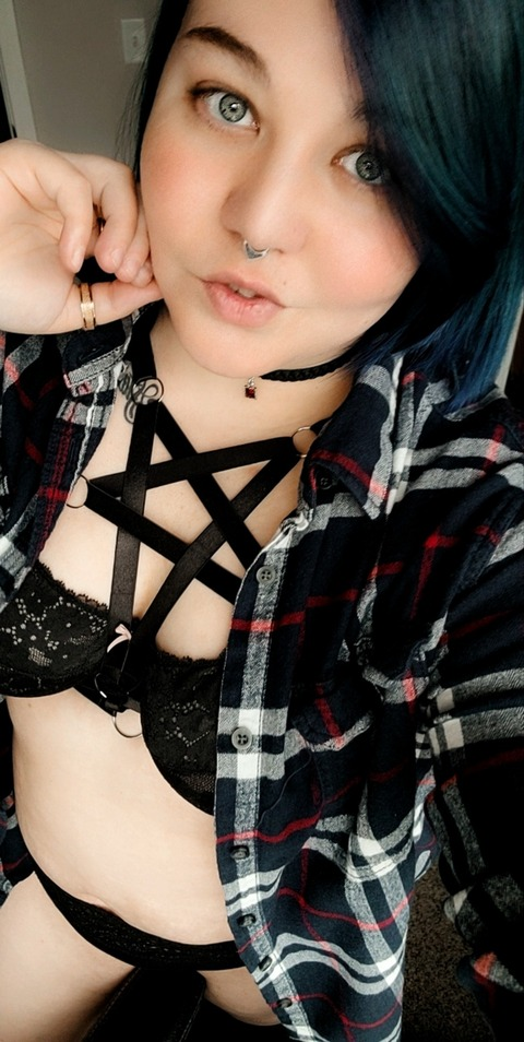Download missmischief13 OnlyFans content free 

 picture 2