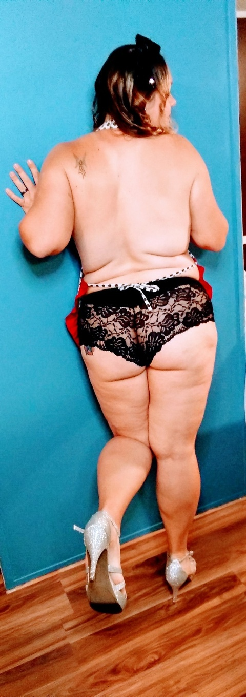 missmuffin33 (Miss Muffin) OnlyFans content 

 picture 2