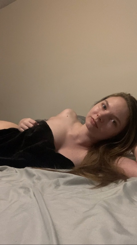 View misspeach1996 OnlyFans content for free 

 picture 2