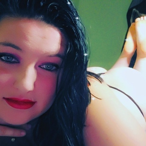 View missqueenitalie (Missqueenitalie) OnlyFans 163 Photos and 12 Videos leaks 

 picture 2
