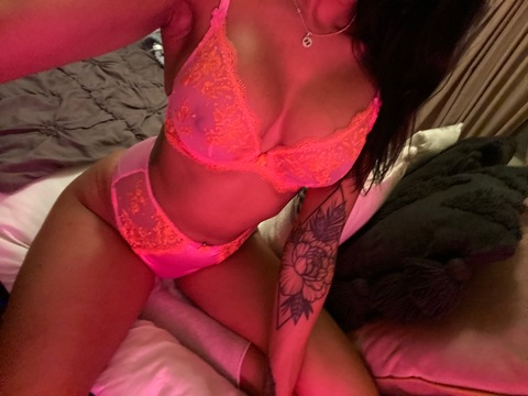Download misstemptress2022 OnlyFans videos and photos free 

 picture 2