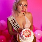 View MissTootsiePopVIP (misstootsiepop) OnlyFans 987 Photos and 88 Videos for free 

 picture 1
