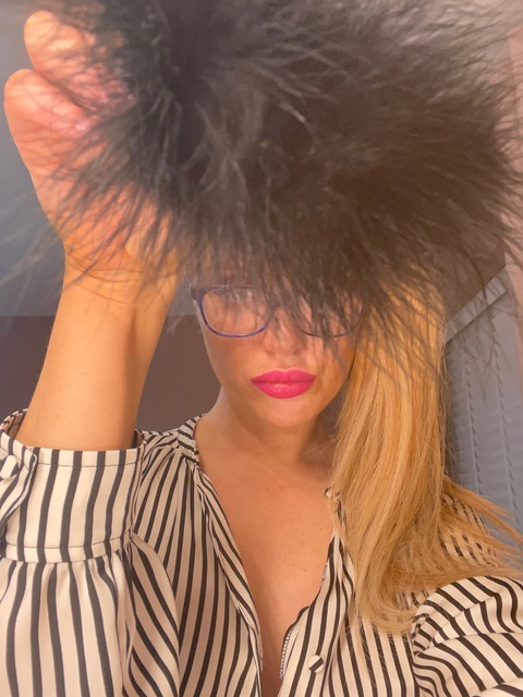 Onlyfans leaked mistress-amber 

 picture 2