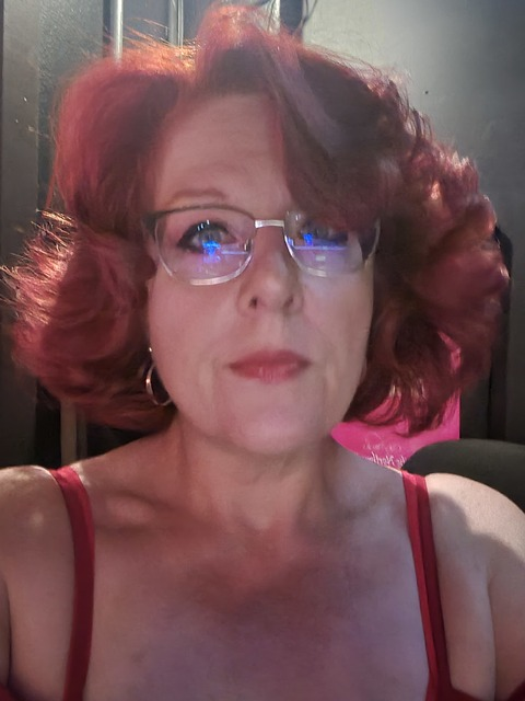 mistygirlred OnlyFans Leak 

 picture 2
