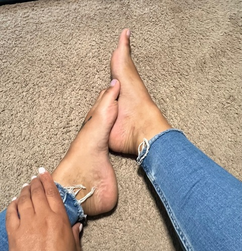 Get Free access to @mixed-girl-feet Leaks OnlyFans 

 picture 2