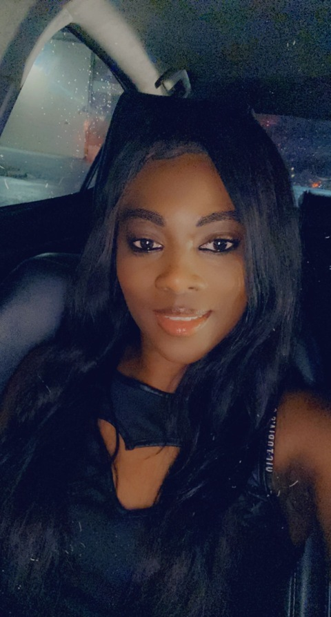 View MizzChocolate (mizz_chocolate) OnlyFans 5 Photos and 1 Videos leaks 

 picture 2