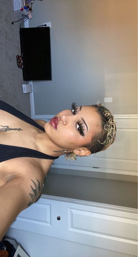 Download mizz_messa OnlyFans content for free 

 picture 2
