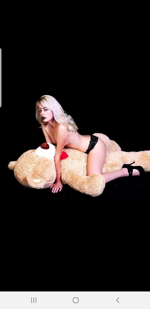 mizzymay101 OnlyFans Leak 

 picture 2