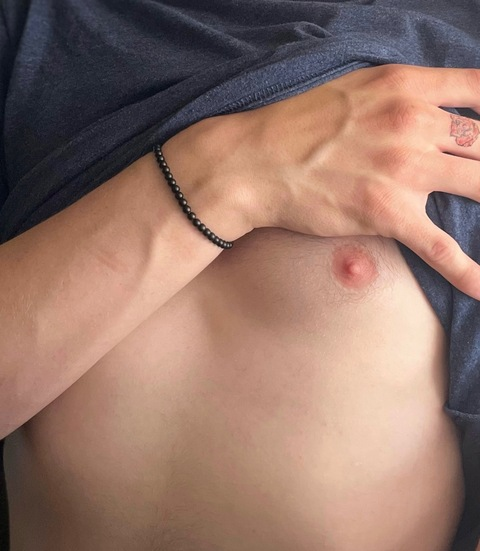 mjdomas OnlyFans Leaked (6 Photos and 3 Videos) 

 picture 2