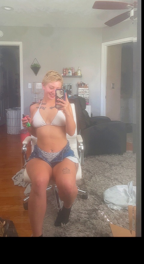 mobochere (mobies) free OnlyFans Leaks 

 picture 2