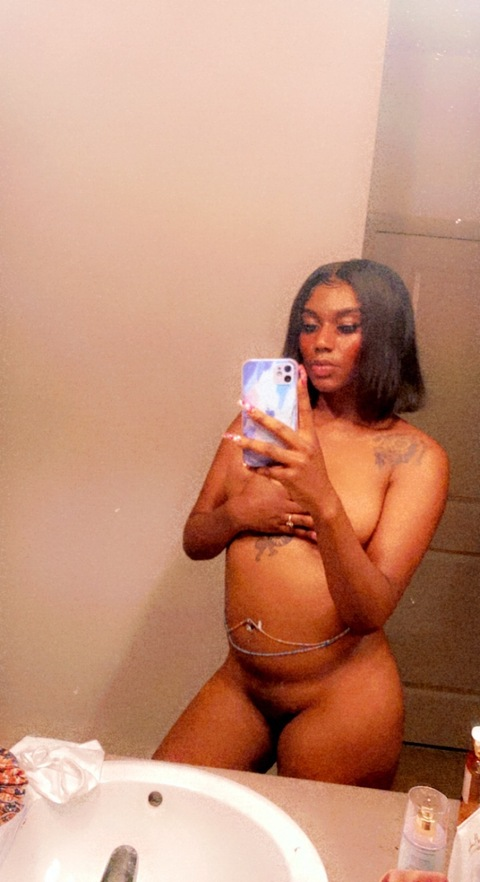 Onlyfans leak mochatheenympho 

 picture 2