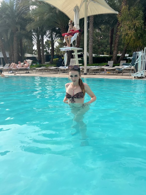 molliactinup (MOLLI💋) OnlyFans content 

 picture 2