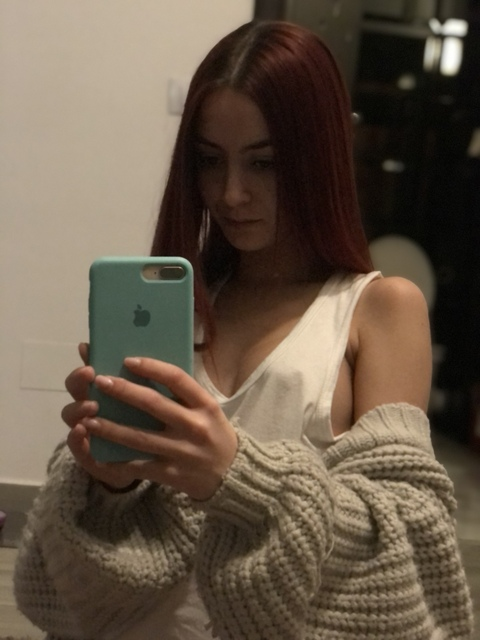 View molliy OnlyFans videos and photos for free 

 picture 2