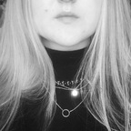 mollrocks OnlyFans Leak 

 picture 1