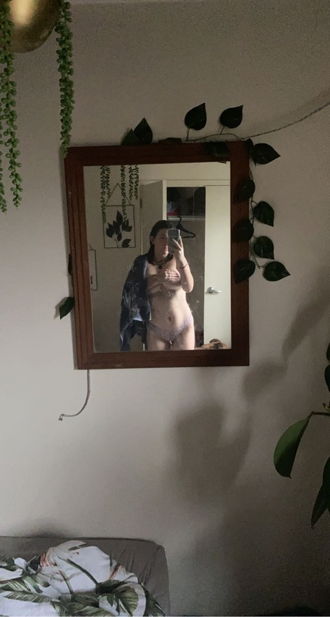 @mollyjobabyy leaks Onlyfans videos free 

 picture 2