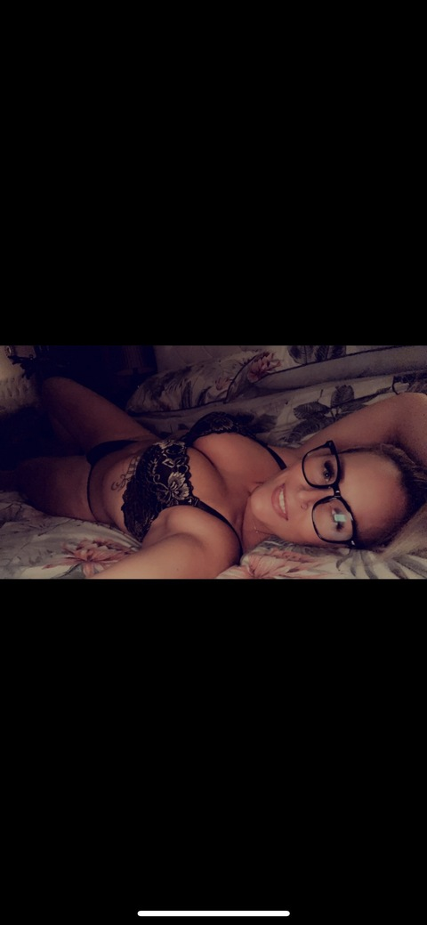 View momma-petite OnlyFans content for free 

 picture 2