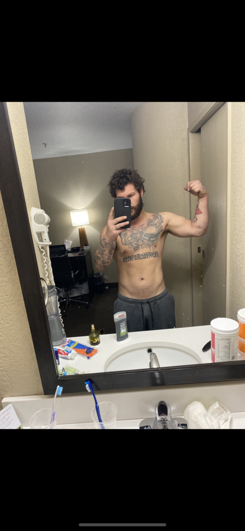 View Mark (moneymark007) OnlyFans 1 Photos and 2 Videos for free 

 picture 2