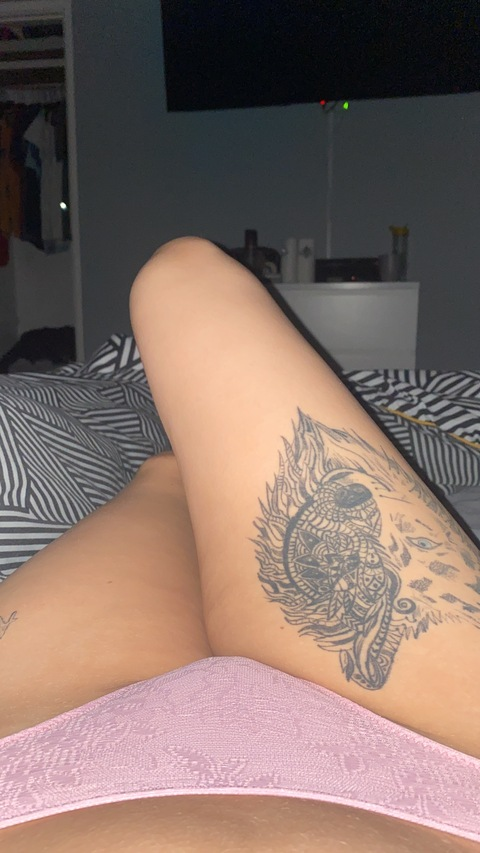 morelivtaylor (Liv) OnlyFans Leaked Content 

 picture 2