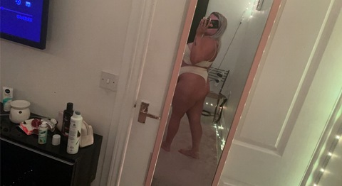 morgs02xo OnlyFans Leak (25 Photos and 13 Videos) 

 picture 2