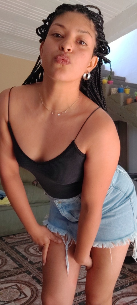 View Morocha sexi (morochasexxii) OnlyFans 3 Photos and 2 Videos for free 

 picture 2