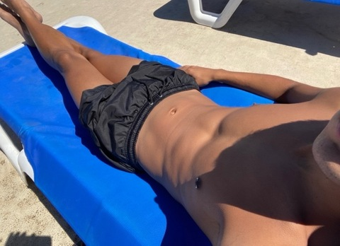 morochovip (El morocho vip) OnlyFans Leaked Pictures and Videos 

 picture 2