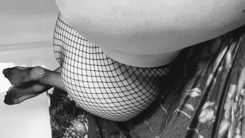 morticia_black (Morticia Black) OnlyFans Leaked Content 

 picture 2