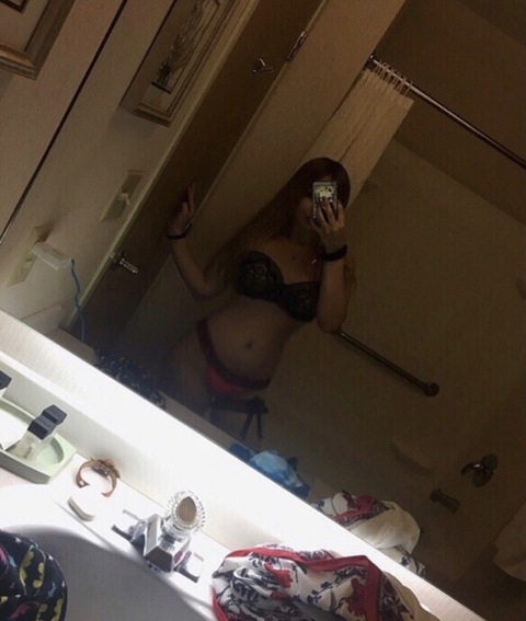 @moxiebaby02 leaks Onlyfans content free 

 picture 2