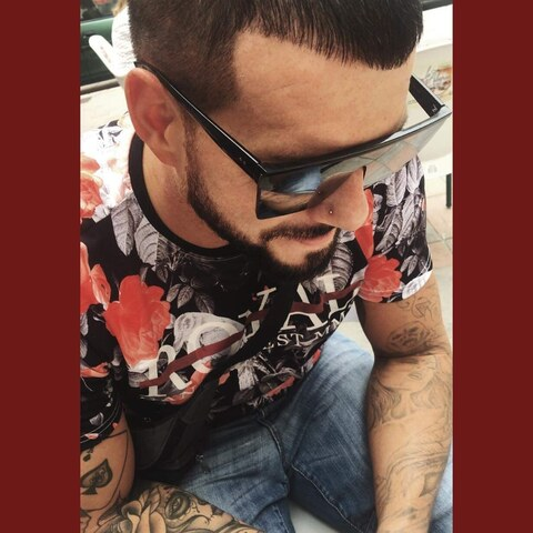 mr_lovelife (Mr_LoveLife) OnlyFans Leaked Content 

 picture 2