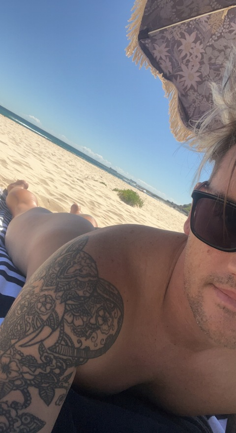 View Mr_slipperyy (mr_slipperyy) OnlyFans 73 Photos and 36 Videos for free 

 picture 2