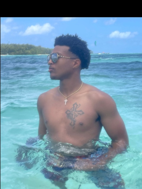 View mrkashington OnlyFans videos and photos for free 

 picture 2