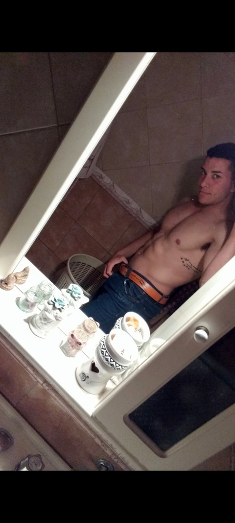 Onlyfans free mrquitoslv 

 picture 2