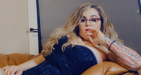 mrs_b1010 OnlyFans Leak (122 Photos and 111 Videos) 

 picture 2