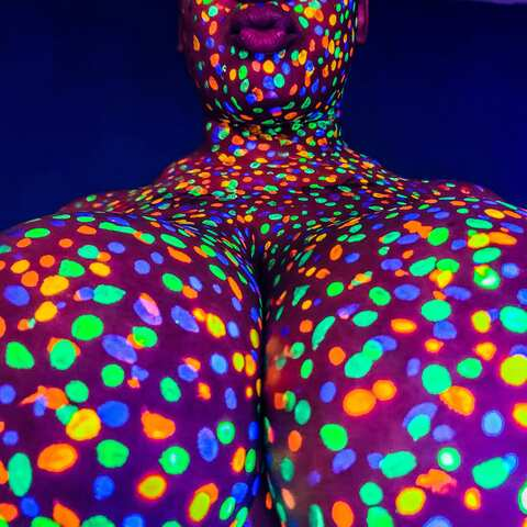View Big Titty Swinger with a 🍑 (mrsbiancax) OnlyFans 309 Photos and 134 Videos leaks 

 picture 2