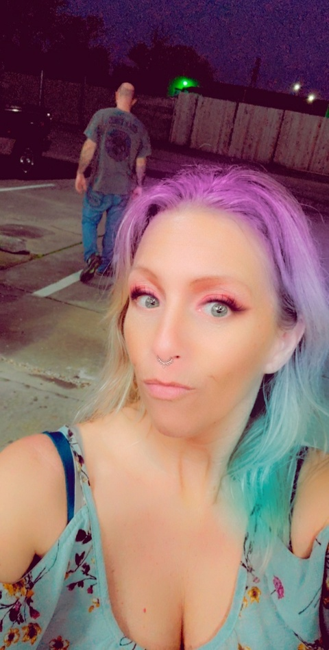 View mrsbigdaddy75 (MrsBigDaddy75) OnlyFans 652 Photos and 20 Videos gallery 

 picture 2