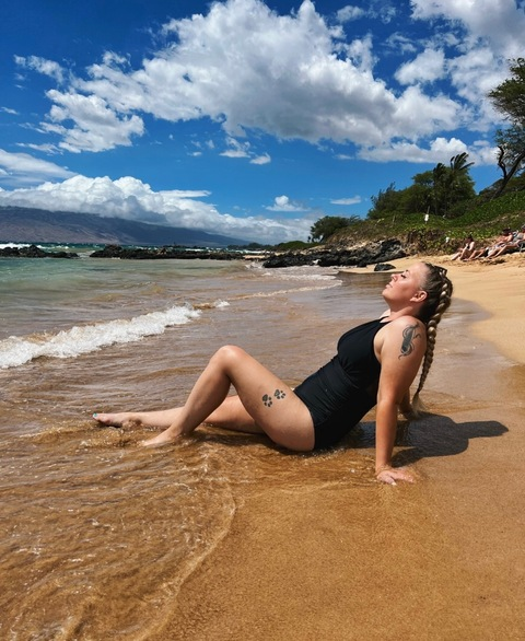 mrsblondebrewer OnlyFans Leaked Photos and Videos 

 picture 2