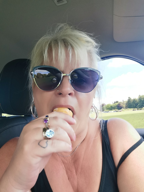 Get Free access to @mrsgrannypants (Mrs granny pants) Leak OnlyFans 

 picture 2