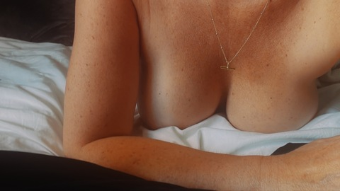 mrsholloway OnlyFans Leak (559 Photos and 79 Videos) 

 picture 2