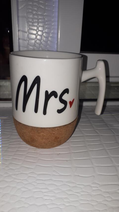 Onlyfans free mrsjlynne 

 picture 2