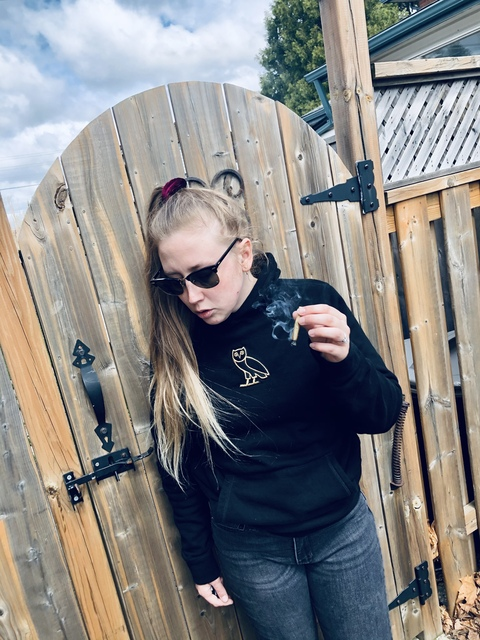 mrsteee OnlyFans Leaks 

 picture 2