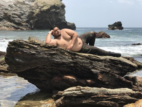 View mrtwinkles OnlyFans content for free 

 picture 2